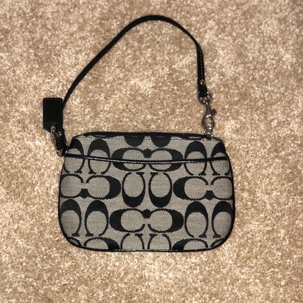 Coach Wristlet SALE TODAY ONLY